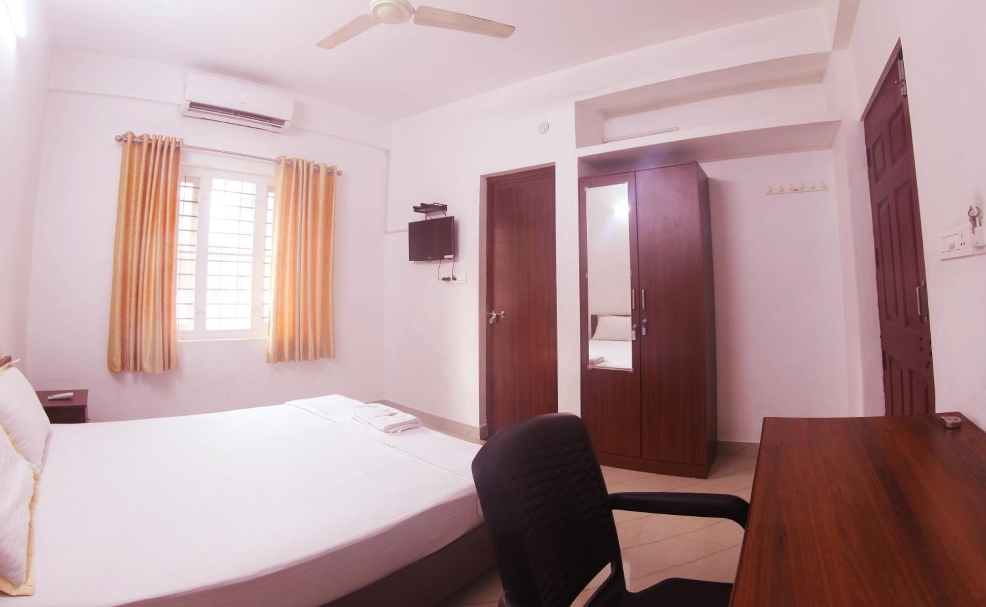 Noah'S Ark Hotel Kochi Exterior photo